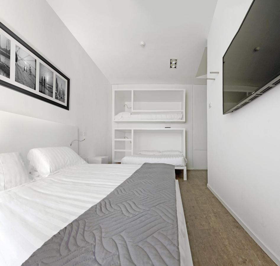 Hotel Europa Monetti Cattolica Esterno foto