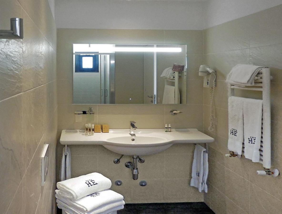 Hotel Europa Monetti Cattolica Esterno foto