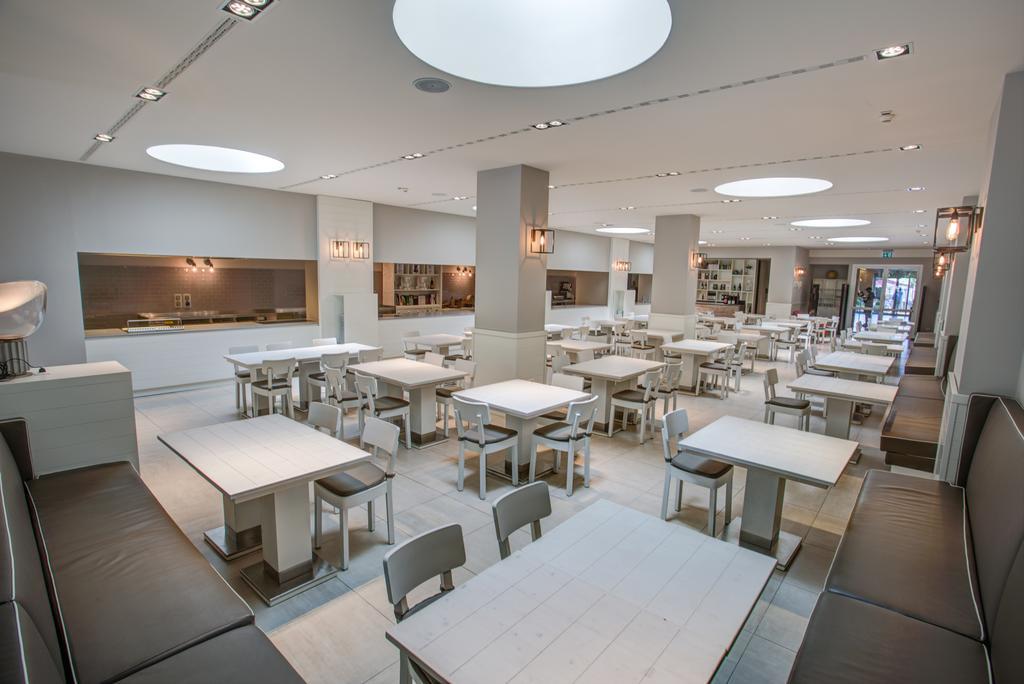 Hotel Europa Monetti Cattolica Esterno foto