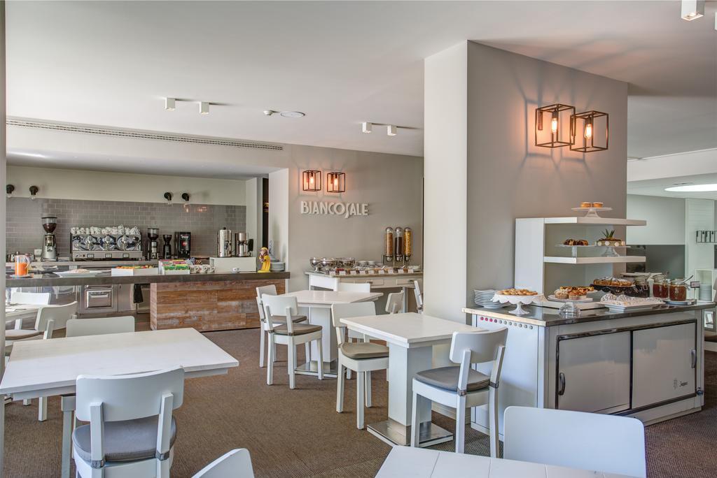 Hotel Europa Monetti Cattolica Esterno foto
